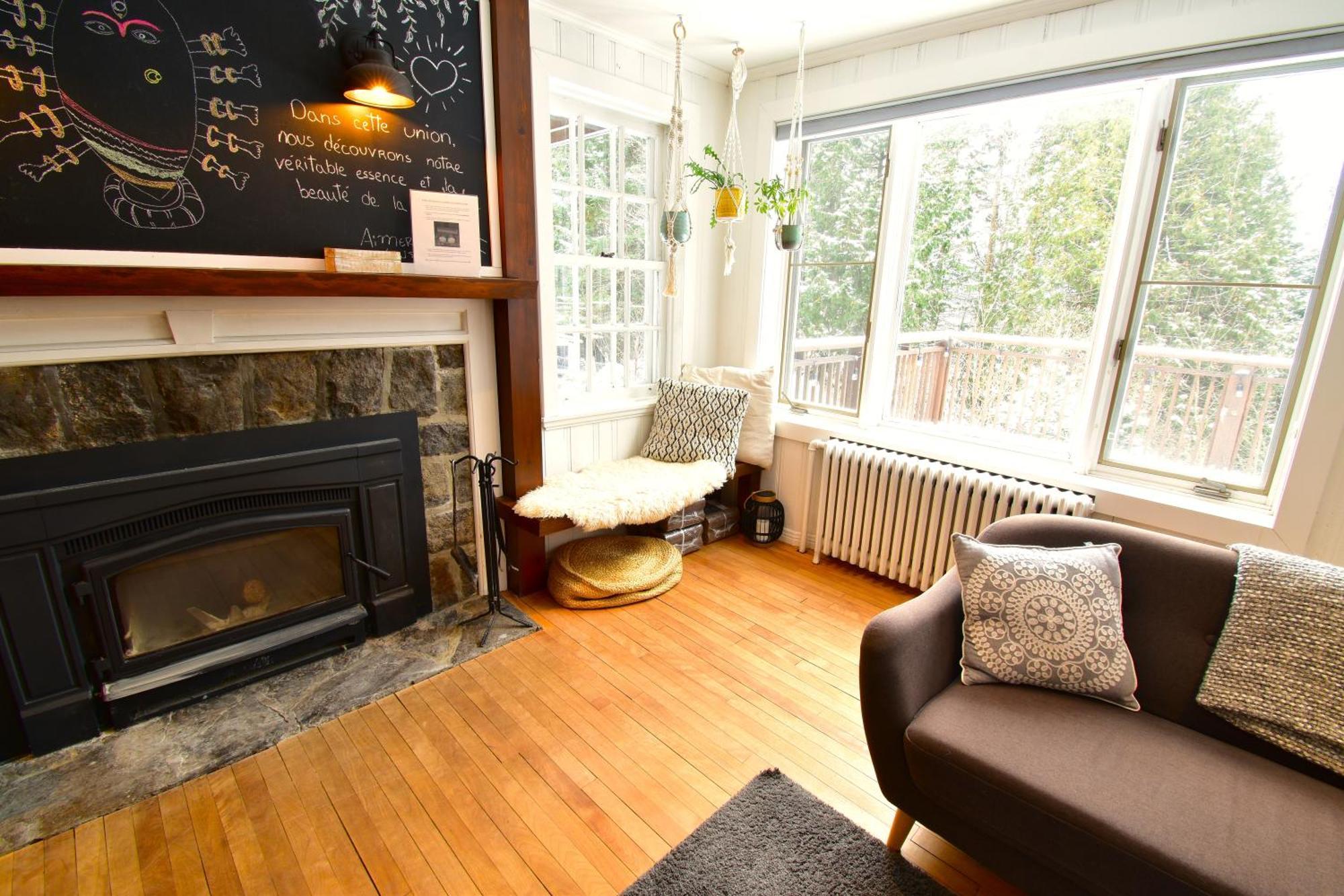 Le Partage Lodge: Destination Plein Air Et Sociale Val-Morin 外观 照片