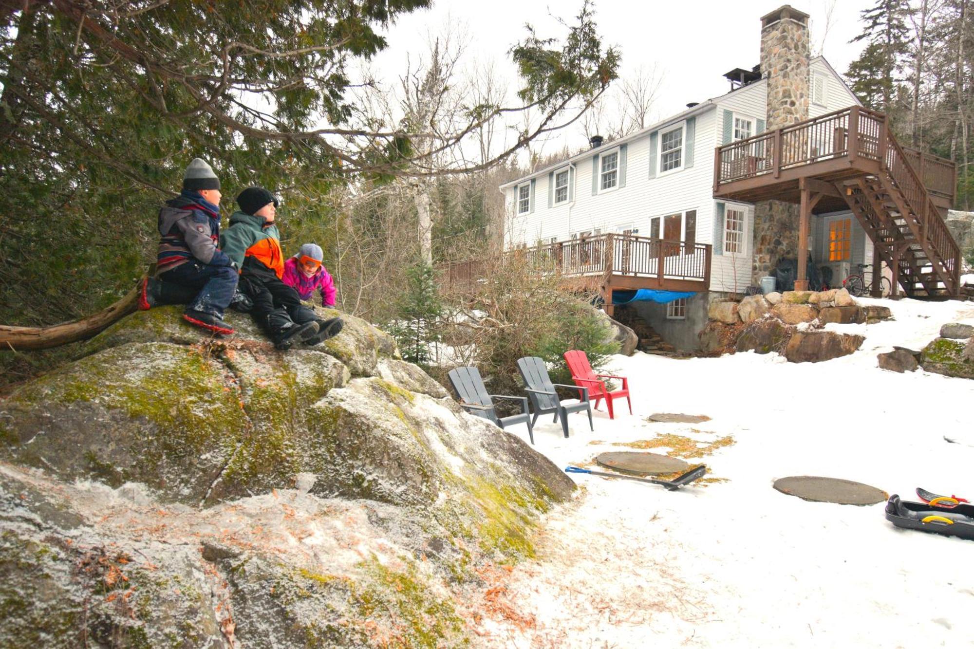 Le Partage Lodge: Destination Plein Air Et Sociale Val-Morin 外观 照片